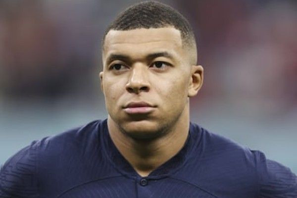 5.9 மில்லியன் யூரோக்கள் விவகாரம்: PSG-க்கு எம்பாப்பே கொடுத்த சட்ட அதிர்ச்சி!!