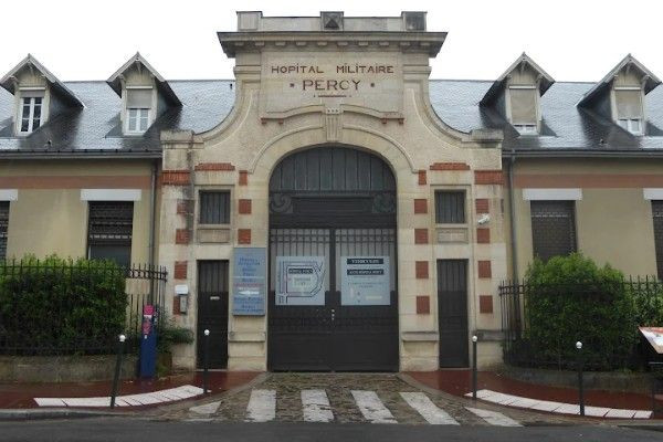 Percy இராணுவ மருத்துவமனையில் துப்பாக்கிச்சூடு: இராணுவ வீரர் படுகாயம்!!