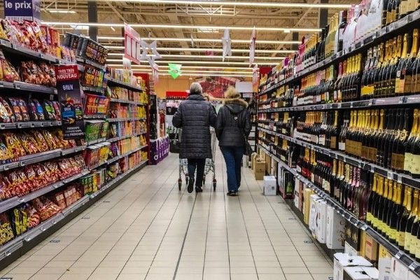 கடைகளில் செயற்கை நுண்ணறிவு கண்காணிப்பு கேமராக்கள் பயன்படுத்தும் வசதி!!