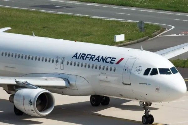 எரிபொருள் பற்றாக்குறை காரணமாக கியூபாவுக்கான தனது சேவையை நிறுத்தும் ஏர் பிரான்ஸ்!!