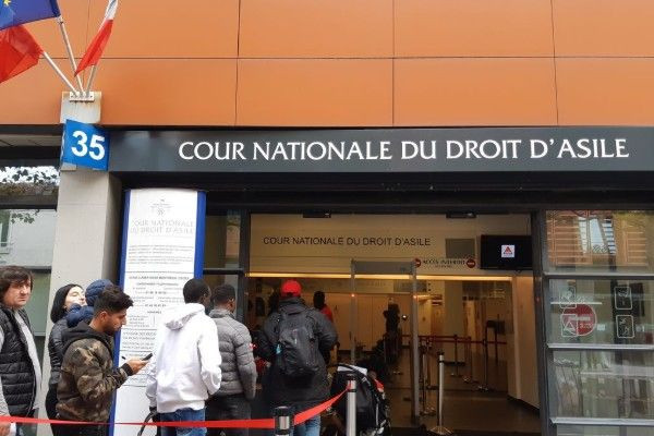 பிரான்சில் தஞ்சம் கோருவோரன் முறையீடுகள் 6 சதவீதமாக அதிகரிப்பு!!