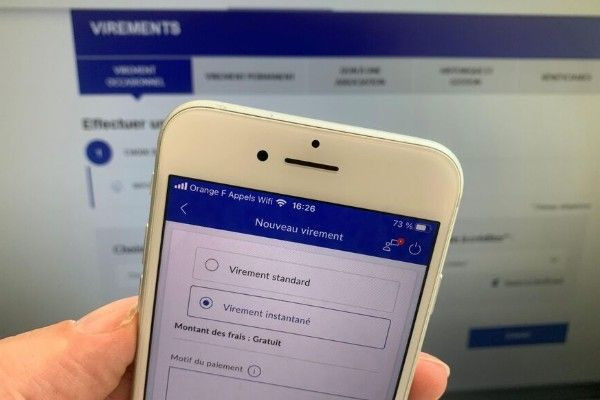 நான்கு நாட்களுக்கு  நிறுத்தப்படும் வங்கிப் பரிவர்த்தனைகள்!!