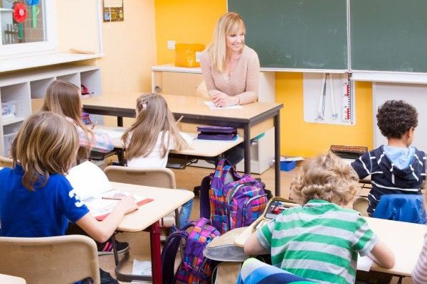 நாளை பாடசாலைகளில் வேலை நிறுத்தம்!!