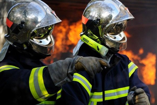 Montreuil: அடுக்குமாடி குடியிருப்பில் ஏற்பட்ட தீ விபத்தில் இருவர் பலி!!