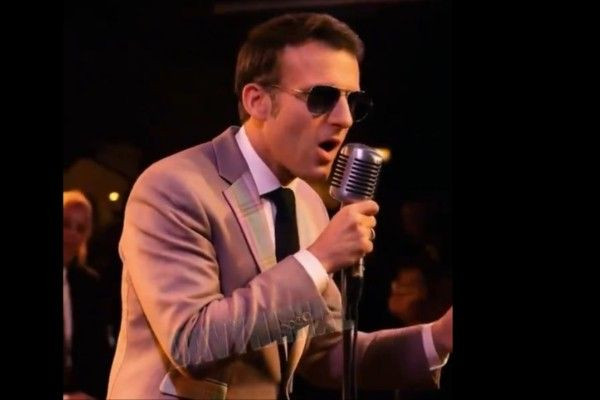 பாடகரானார் மக்ரோன்! - அதிர்ச்சி வீடியோ!!