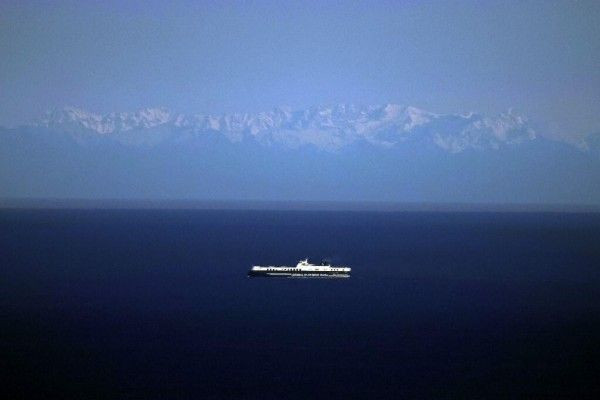 பிரான்சில் தென்பட்ட அதிசய வானம்!!