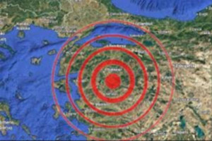  துருக்கியில் வலுவான நிலநடுக்கம்  - அச்சத்துடன் வெளியேறிய மக்கள்