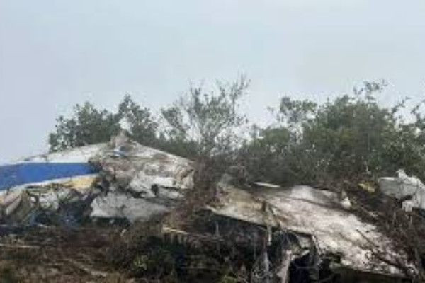 கொலம்பியாவில் இருந்து புறப்பட்ட  விமானம் - 15 பேர் பலி