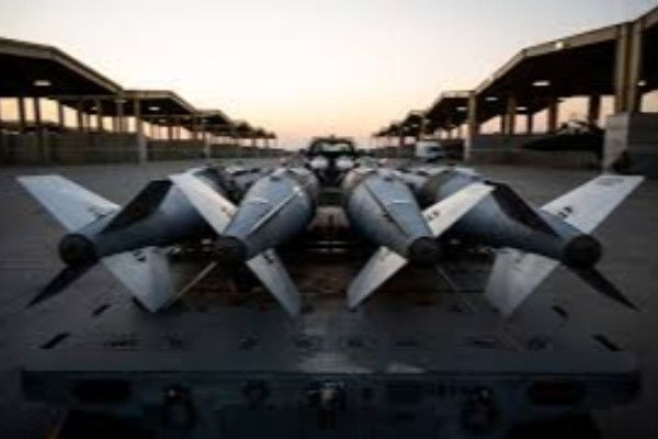 சிரியாவில் ஐ.எஸ். இலக்குகளை குறிவைத்து அமெரிக்கா  தாக்குதல்