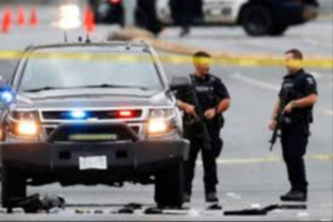 டொராண்டோவில் கத்தி குத்து தாக்குதல் -  5 பேர் காயம்