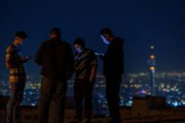  ஈரானில் தொடரும் டிஜிட்டல் இருள் - இரண்டாவது மாதமாக இணையத் தடை நீடிப்பு