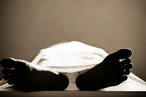 வவுனியாவில் அதிர்ச்சி - புதைக்கப்ட்ட சடலத்திலிருந்து தலையை அகற்றிச் சென்ற நபர்கள்