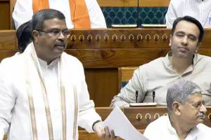 பிளவுபடுத்தும் அரசியலை செய்யும் ராகுல்; மத்திய அமைச்சர் தர்மேந்திர பிரதான் சாடல்