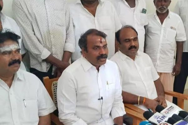 முதல்வர் ஸ்டாலின் தோல்வி பயத்தில் இருக்கிறார்: மத்திய அமைச்சர் எல்.முருகன்