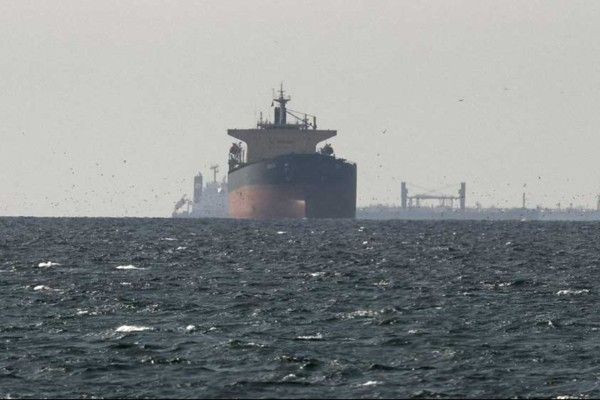 8 எரிவாயு கப்பல்களை கொண்டு வர ஈரானுடன் மத்திய அரசு பேச்சு