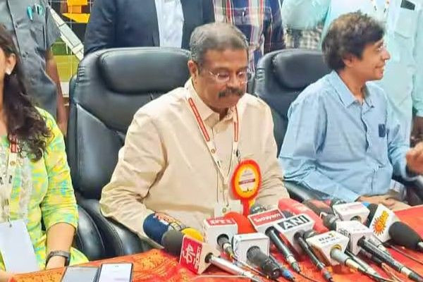 தோல்விகளை மறைக்க ஹிந்தி திணிப்பு என்பதா? முதல்வர் ஸ்டாலினுக்கு மத்திய அமைச்சர் கேள்வி