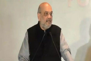 திமுக - காங்கிரஸ் ஆட்சியில் ரூ.15 ஆயிரம் கோடி மோசடி:  அமித் ஷா குற்றச்சாட்டு