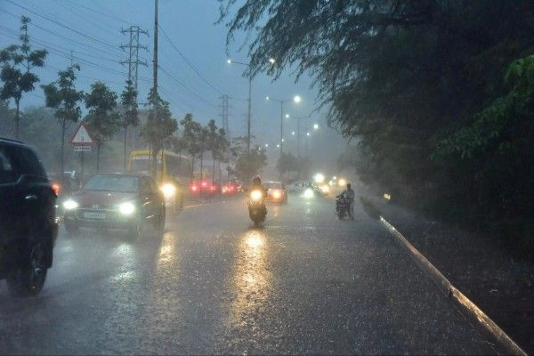தென்மேற்கு வங்கக்கடலில் நாளை உருவாகிறது காற்றழுத்த தாழ்வு பகுதி