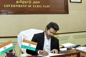 உடனடியாக 717 மதுக்கடைகள்.. மூடல்! ; முதல்வர் விஜய் உத்தரவு