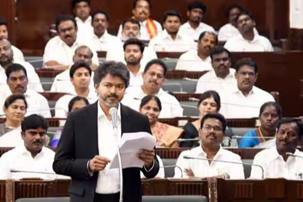 நம்பிக்கை ஓட்டெடுப்பில் விஜய் அரசு வெற்றி