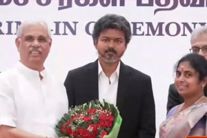 தமிழக அமைச்சரவை விரிவாக்கம்: 23 பேர் புதிய அமைச்சர்களாக பதவியேற்றனர்