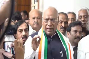 காங்கிரசை பலவீனப்படுத்த பாஜ முயற்சி: மல்லிகார்ஜூன கார்கே