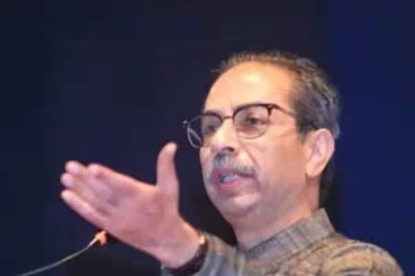 சிவசேனா கட்சி தலைவர் பதவியில் இருந்து விலக தயார்; உத்தவ் தாக்கரே
