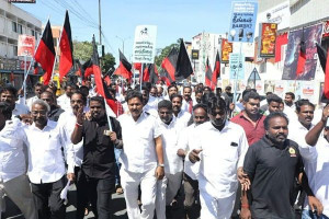 அமைச்சர் சரத்குமார் மீது நடவடிக்கை எடுக்கும் வரை போராட்டம் தொடரும் - தி.மு.க