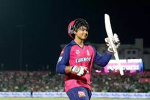 சிக்ஸரில் எந்த வீரரும் செய்யாத சாதனை படைத்த வைபவ் சூர்யவன்ஷி