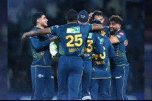 டெல்லிக்கு எதிராக த்ரில் வெற்றி- IPL 2026-ல் முதல் வெற்றியை பெற்ற குஜராத்