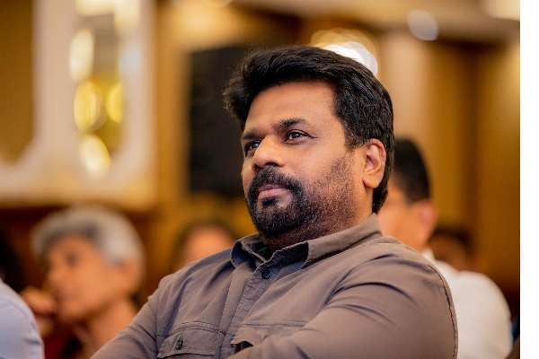 மீண்டும் புதிய அர­சி­ய­ல­மைப்பு