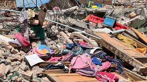 பூகம்பத்தினால் முற்றாக அழிந்து போன பாலர் பாடசாலை- தங்கள் பிள்ளைகளின் பெயர் சொல்லி கூப்பிடும் பெற்றோர்- பிபிசி