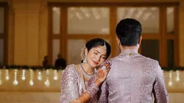 பிக் பாஸ் புகழ் ஜூலிக்கு  நிச்சயதார்த்தம்.. மணமகன் யார்?