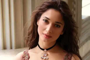 தமன்னா புதிய சாதனை!