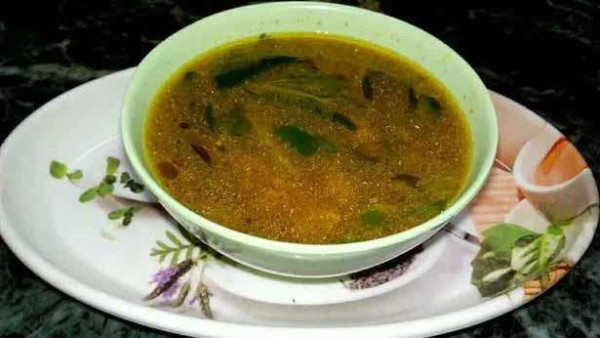 சளி, இருமல், காய்ச்சலையும் போக்கும் கோழி மிளகு சூப்..