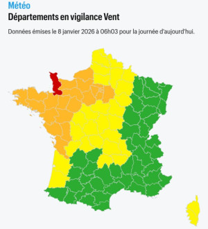கொரெட்டி புயல்: 27 மாவட்டங்கள் செம்மஞ்சள் எச்சரிக்கையில்!!