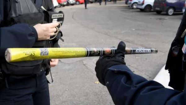 15,000 பட்டாசுகள் பறிமுதல்: சிறுவர்கள் உட்பட 176 பேர் கைது!!!