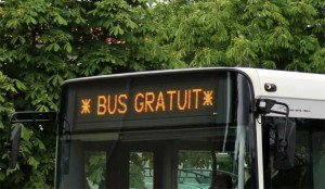 இலவச போக்குவரத்து திட்டம் கார் பயணங்களை குறைக்கவில்லையா?