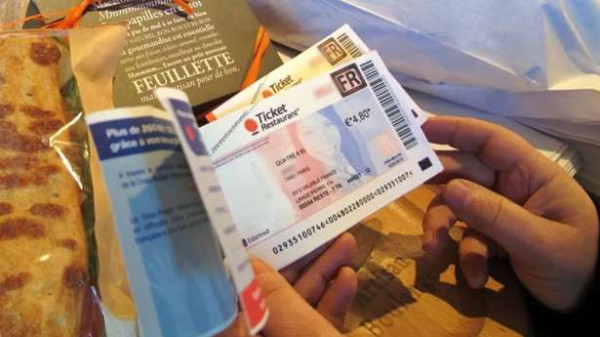 "tickets-restaurant" மூலம் ஆண்டொன்றுக்கு 47 மில்லியன் யூரோக்களை இழக்கும் ஊழியர்கள்.