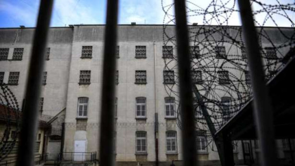 தொடர் அதிகரிப்பில் கைதிகளின் எண்ணிக்கை! - நிரம்பி வழியும் சிறைச்சாலைகள்!!