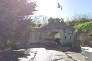 பொலீஸாருக்கு நேர்ந்த துயரம்! ஐந்துபேர் மருத்துவமனையில்! நடந்தது என்ன?