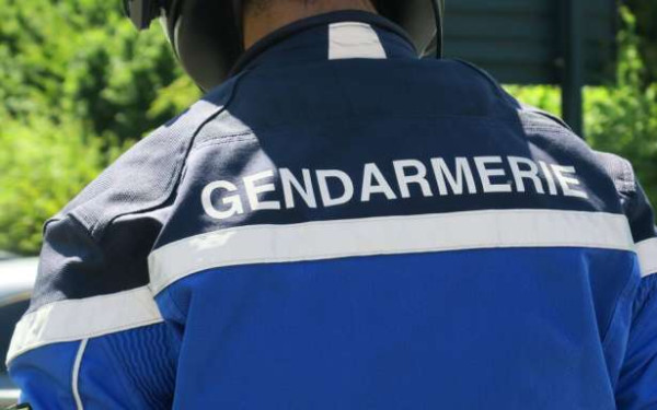 200 மீற்றர் பள்ளத்தில் விழுந்து - மலையேற்றவாதி பலி!!