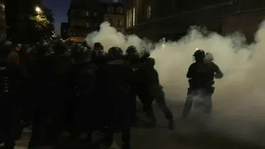 ஒரு மில்லியன் ஆர்ப்பாட்டக்காரர்கள்!!