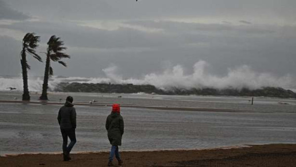 புயல் : ஏழு மாவட்டங்களுக்கு எச்சரிக்கை!!