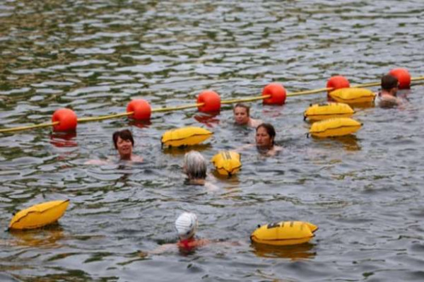 நூறு வருடங்களின் பின்னர் சென் நதியில் நீச்சல்!!