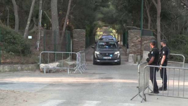 வோஷிங்டன்னில் சந்திப்பு! - விடுமுறையை முடிந்துக்கொண்டு வெளியேறிய மக்ரோன்!!