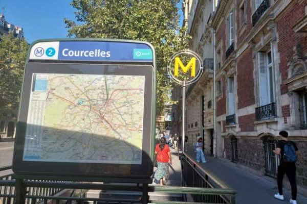 மெற்றோ சுரங்கத்துக்குள் சடலம்! - விசாரணைகள் ஆரம்பம்..!!