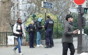 வடக்கு பரிசில் அதிரடி சுற்றிவளைப்பு! - 15 பேர் கைது!!