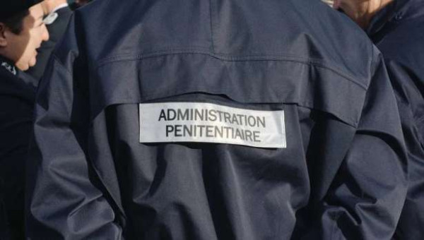 சிறைச்சாலைகள் : பத்து நாட்களில் 65 தாக்குதல்கள்!