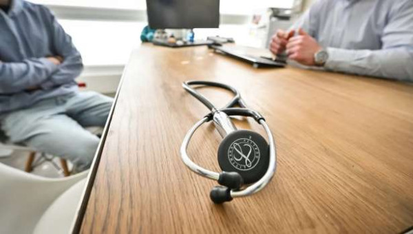 காலவரையற்ற பணி பகிஷ்கரிப்பில் மருத்துவர்கள்!